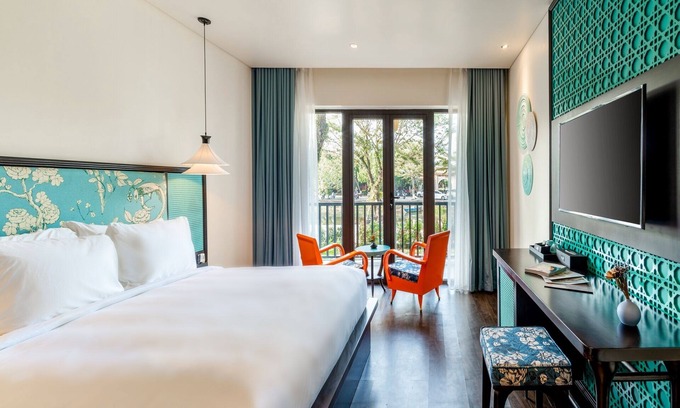 Cam Chau Hotel | De An Hotel - Suite Room