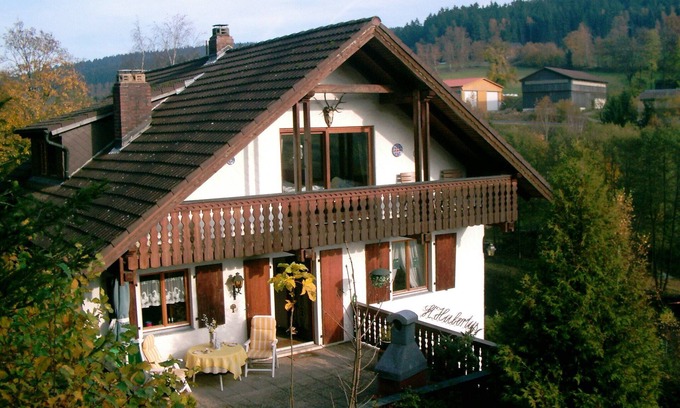 Bad Berneck im Fichtelgebirge Apartment | Apartment 'Sankt Hubertus' with Private Terrace, Balcony and Wi-Fi