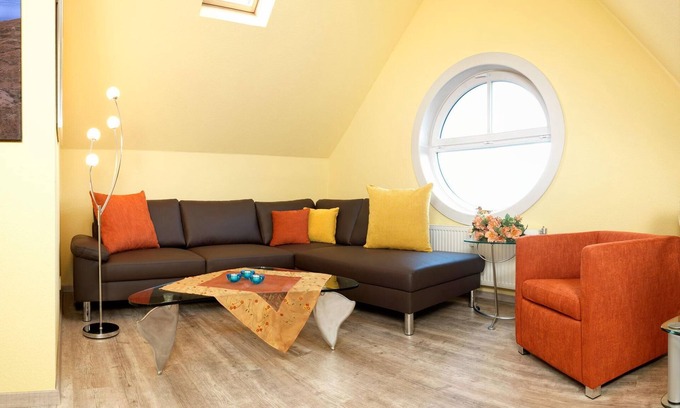 Am Schwarzen Busch Apartment | Welcome to the app. "Traumblick" with fantastic sea views!