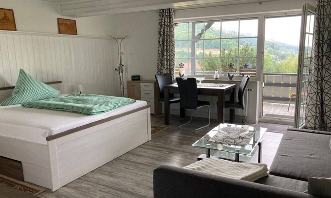 Sieblos Apartment | Apartment/apartment 4, shower, WC, 1 bedroom - Ferienhaus Abtsroda