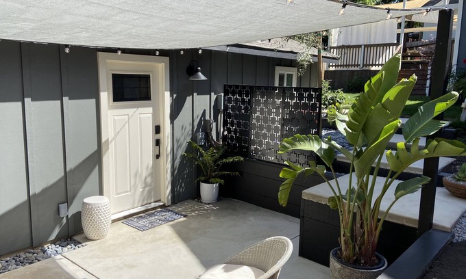 Auburn Cottage | Dean's Garage: Car-Shop Themed Luxury Small Home, Central Auburn