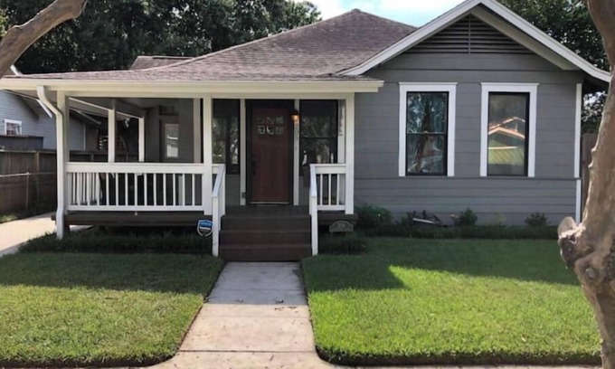 Woodland Heights House | Deb’s Cottage