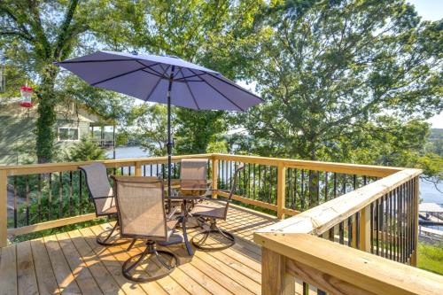 Warsaw House | Deck and Grill Lake of the Ozarks Cabin in Warsaw
