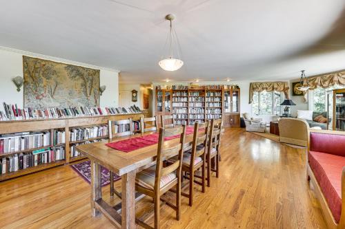 Broadmoor House | Deck and Mtn Views Home in Colorado Springs