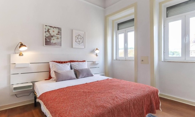 Santo Condestavel Apartment | Decor Apartment Campo Ourique