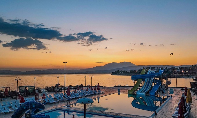 Edremit Hotel | DEDEMAN VAN RESORT & AQUA