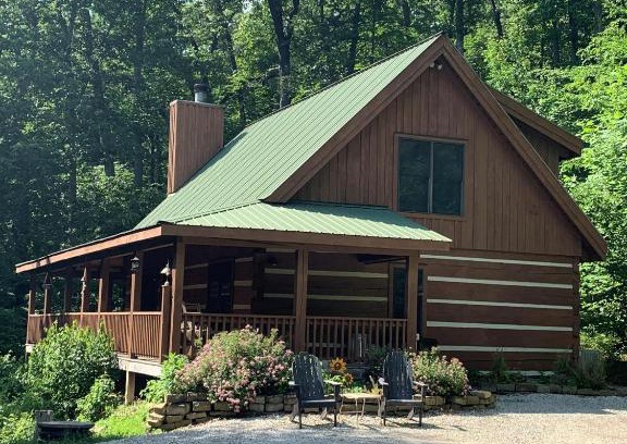 Helmsburg House | Deer Dance Log Cabin