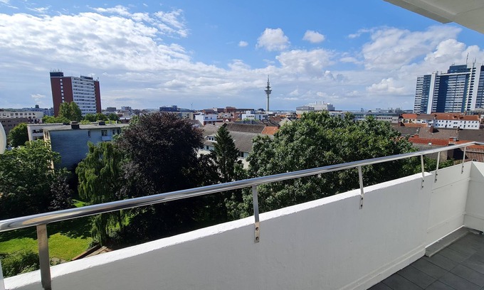 Bremerhaven Apartment | DEICHLIEBE 1 - fantastic view, own garage & contactless check-in