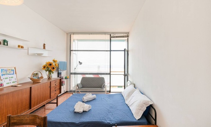 Deiva Marina Apartment | Deiva Marina Sea View Flat with Garage