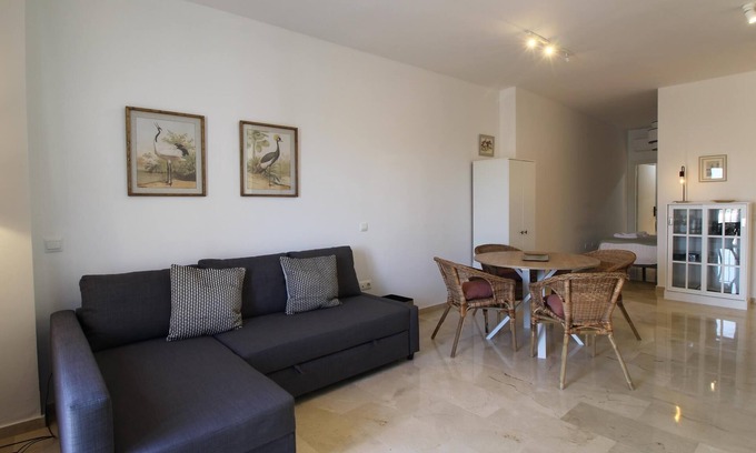 San Felipe Neri Apartment | Del Parque Flats Parras Suite