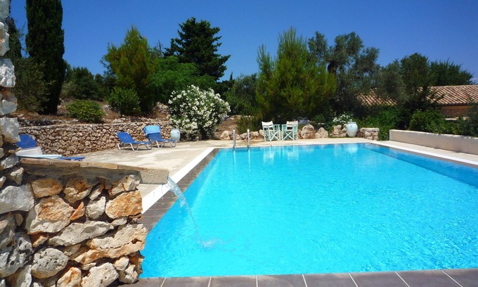 Skinaria Villa | Delightful country villa, private pool, near sea , peaceful Skinaria , Zante.