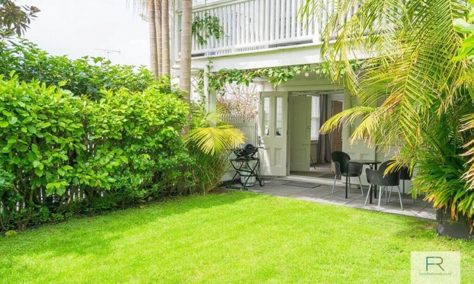 Freemans Bay Condo | Delightful Freemans Bay Home