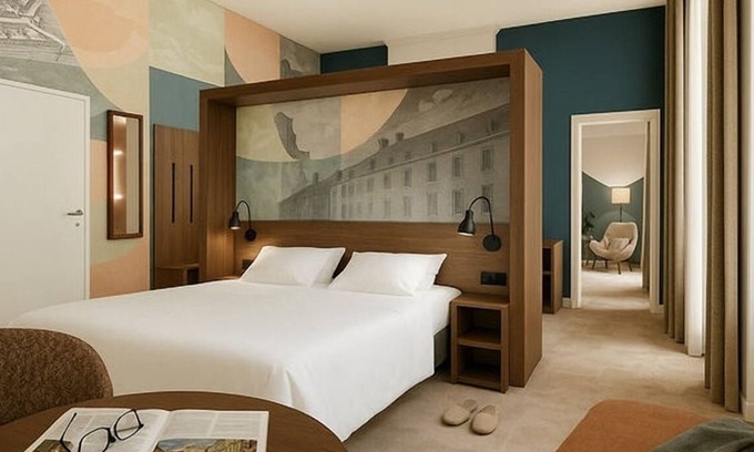 Leeuwarden Hotel | Delightful Room for Cultural Tours Near De Waag Leeuwarden and Fries Museum
