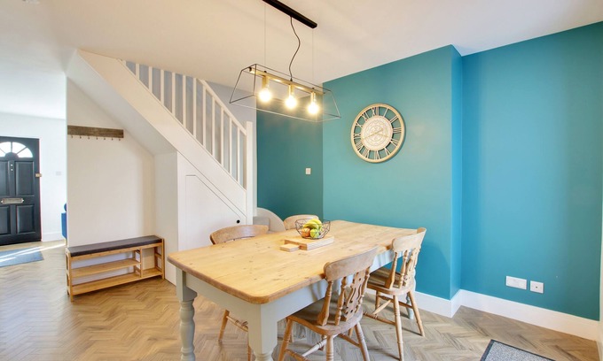 Worthing Cottage | Delightful two bedroom cottage near town centre