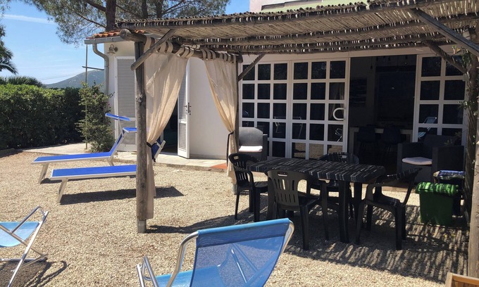Lacona Apartment | delightful two-room apartment, large outdoor areas with lots of greenery and privacy, children's area