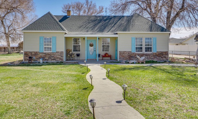 Oasis Cottage | Delta Vacation Rental w/ Large Yard!