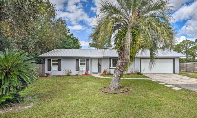 Deltona Lakes House | Deltona Lake House, Day Trip to Disney & Universal