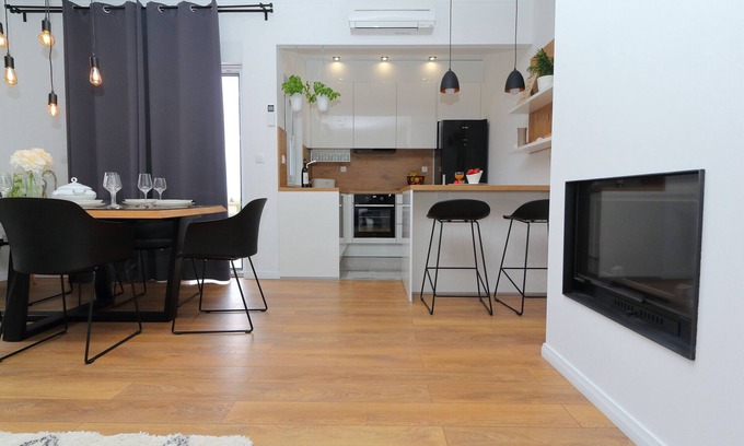 Bidol Apartment | Delux apartment with terrace in the center of town for 6 people