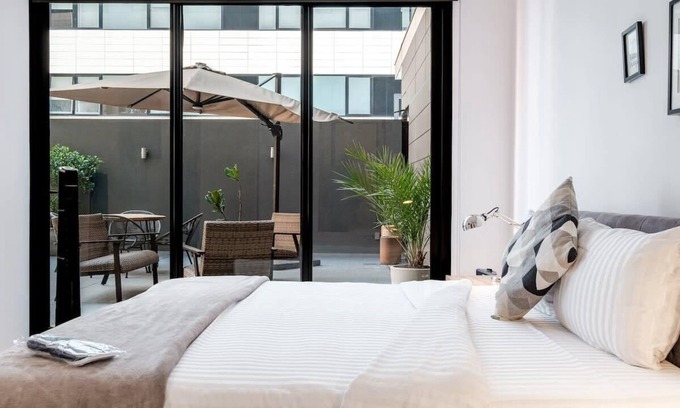 Ampliacion Granada Apartment | Deluxe 2-Bedroom with Private Terrace