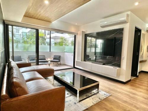 Sector 1 Apartment | Deluxe Apartment in San Isidro