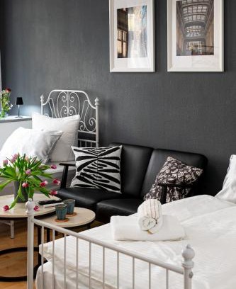 Nordwest Apartment | Deluxe apartment with balcony near stadium & city