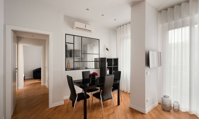 Stazione Apartment | DELUXE CENTRAL APARTMENT