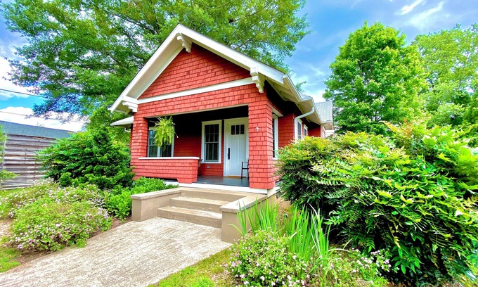 Brevard House | Deluxe Downtown Bungalow - fenced in yard, pet friendly.