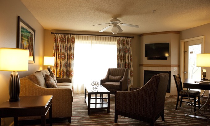 Lake Geneva Villa | Deluxe One Bedroom Villa at Lake Geneva's Grand-est Resort