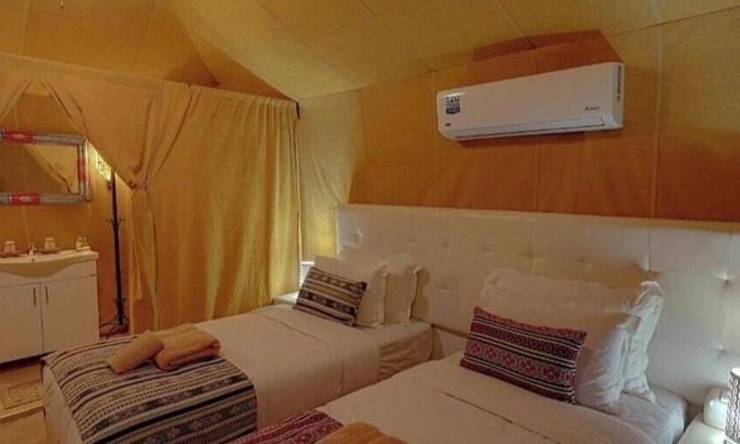 Merzouga Apartment | Deluxe Quadruple Room #1
