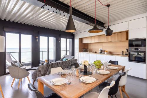 Pleneuf-Val-Andre House | Demoiselles de la Digue