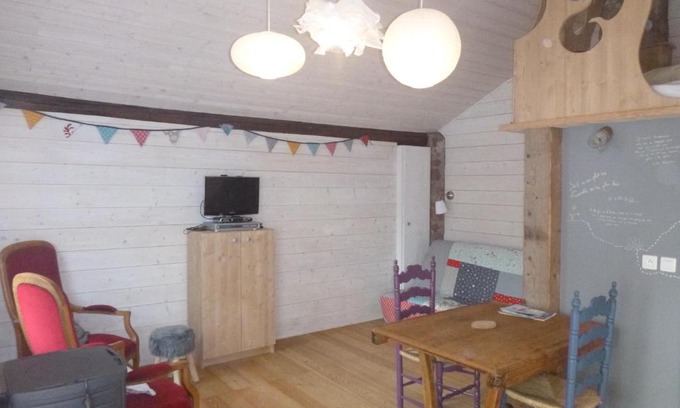 Domfaing House | Den lille hytta ( le petit chalet )