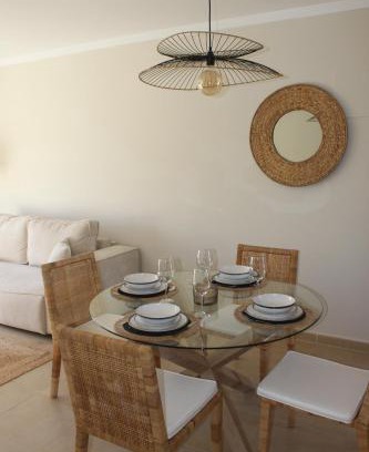 Molinell Apartment | DENIA Playa Santa Ana Adosados - Cómodo apartamento con Piscina, Terraza y Parking, a 2 minutos de la playa