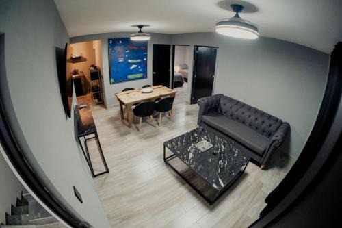 Matehuala Apartment | Departamento Rosa & Chocolate 8A