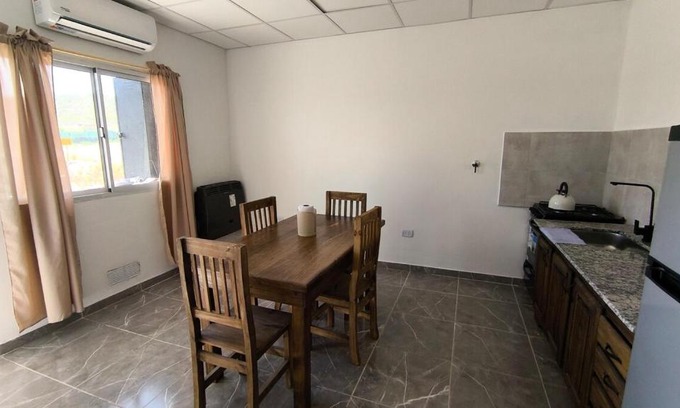 Avellaneda Department Apartment | Depto en planta baja muy comodo hasta 4 personas con Aire acondicionado