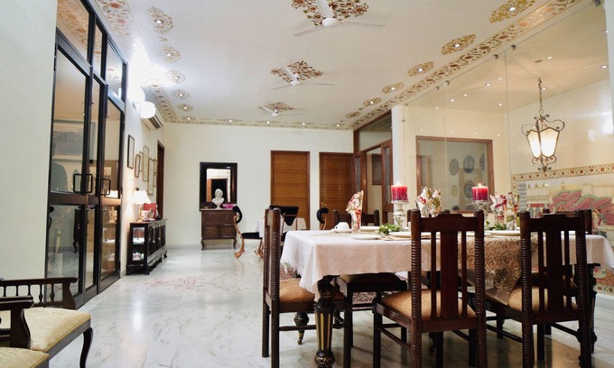 Bani Park Bed & Breakfast | DeraJaipur Homestay