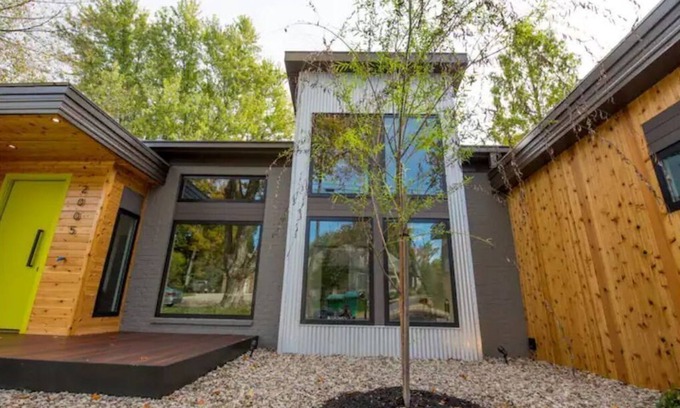Buechel Villa | DERBY PERFECT LUXURY VILLA