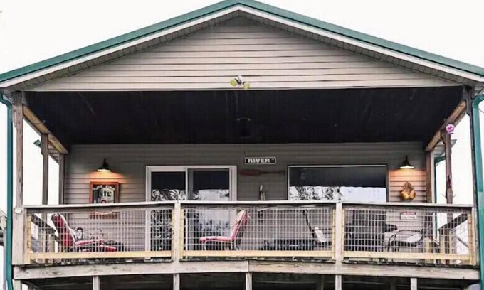 Keosauqua Cabin | Des Moines River Front Cabin- Fishing/Hunting/Kayaking