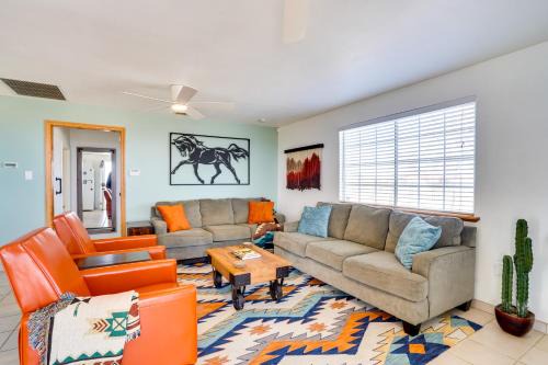 Landers House | Desert Escape - Hot Tub, Fire Pit and Grill