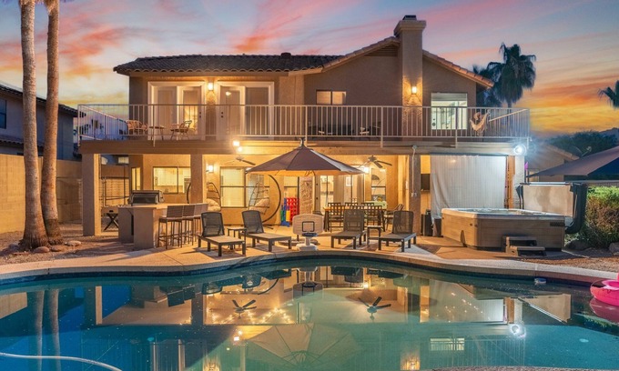 Central Scottsdale House | Desert Oasis - Sleeps 16+ Luxury Pool, Spa, Outdoor Games, Playset, & More