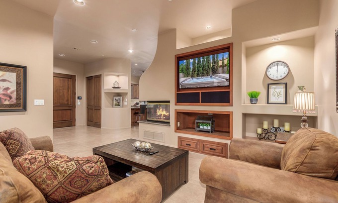 Central Scottsdale House | Desert Paradise - Batting Cage - Hot Tub
