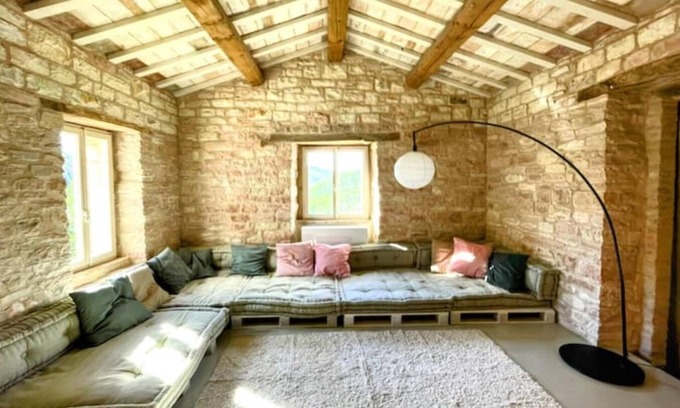 Furlo House | Design-landhaus mit Pool am Furlo-nationalpark