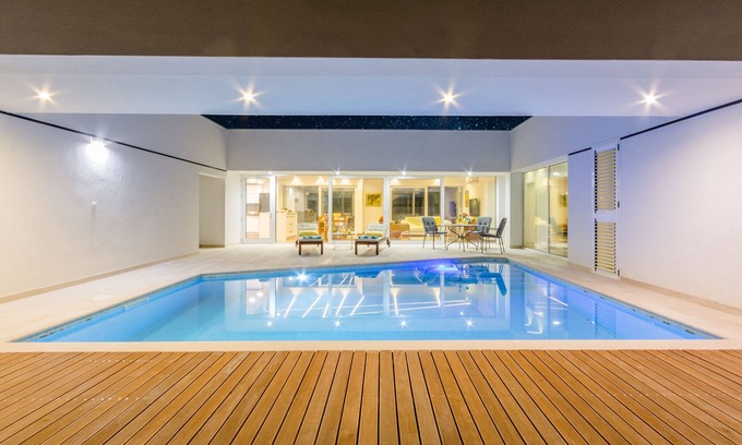 Nerezise House | Designed villa with outdoor pool