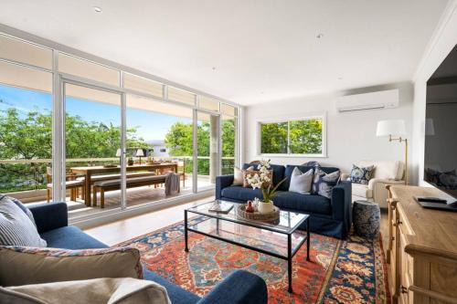 Palm Beach House | Designer Retreat Meets Vibrant Beachside Living