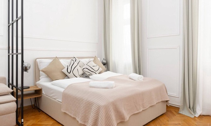 Funfhaus Apartment | Designer Spacious Apart Near Schönbrunn