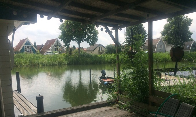 Municipality of Weesp Boat Rental | Designers houseboat in Amsterdam Gardens