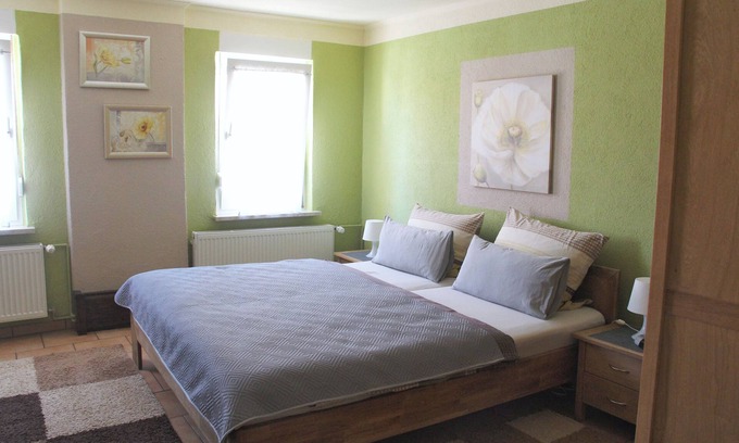 Dessau-Rosslau Apartment | Dessau UNESCO vacation apartment "Franz" - for nature and culture lovers