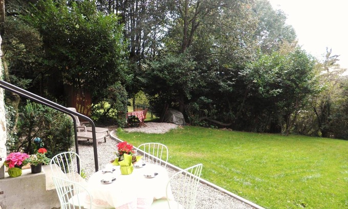 Annecy Old Town Apartment | DETACHED APARTMENT IN ANNECY'S HISTORICAL CENTER WITH PRIVATE GARDEN