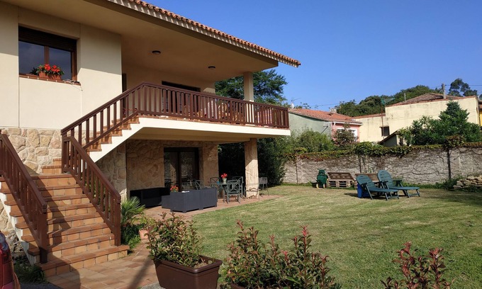 Celorio Villa | Detached chalet house, private 1000m2 estate License VV653