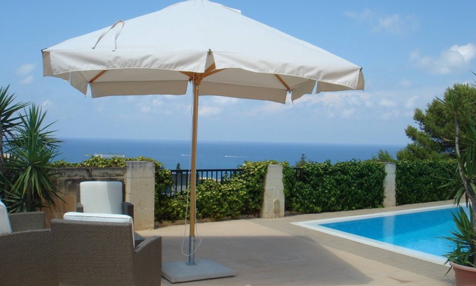 Bahar ic-Caghaq Villa | Detached Family-friendly Villa/Bungalow with Pool and OPEN SEA VIEWS