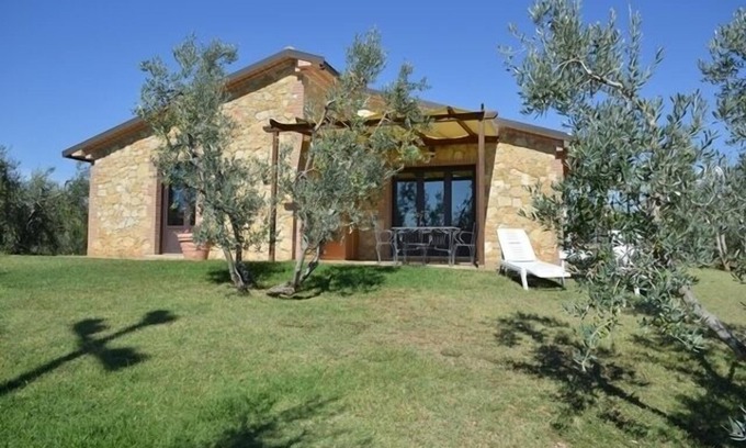 Casale Marittimo Villa | Detached house, stone, 6 pax, garden, wonderful sea view